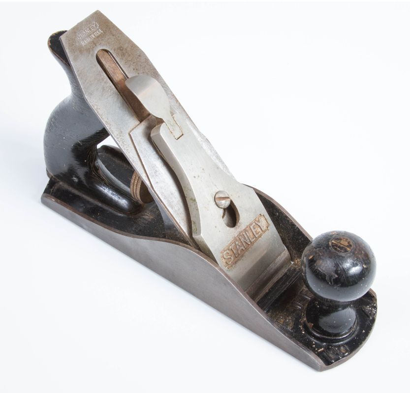 A STANLEY NO. 4 SMOOTHING BENCH PLANE