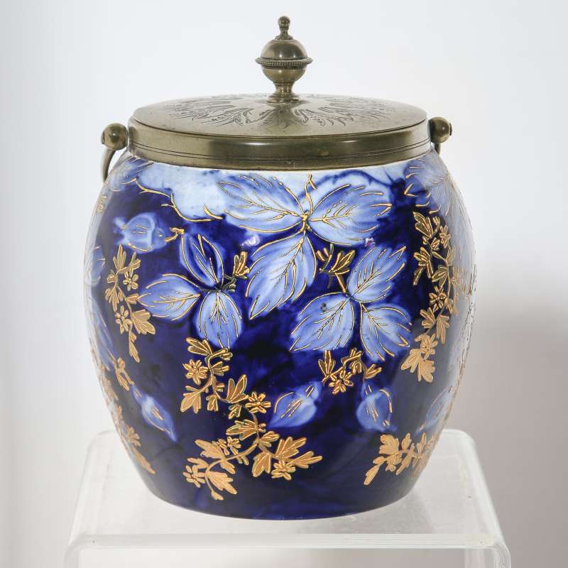 A GOOD FLOW BLUE BISCUIT JAR CIRCA 1890