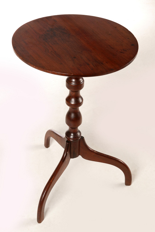 AN EARLY 19TH C. MIDWESTERN CHERRY CANDLE STAND