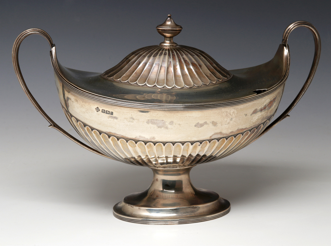 AN ADAM STYLE STERLING SILVER COVERED TUREEN