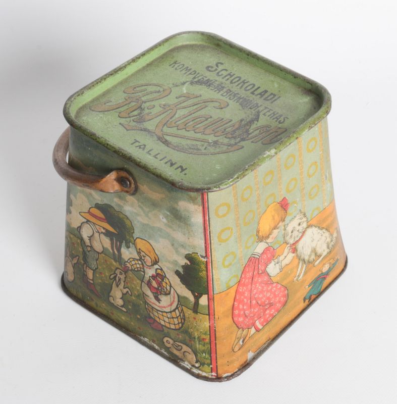 A R. KLAUSSON TIN LITHO HANDLED BISCUIT TIN
