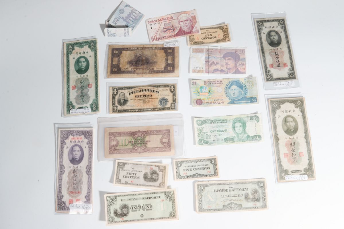 GROUP OF WWII ERA FOREIGN CURRENCY AND SCRIP