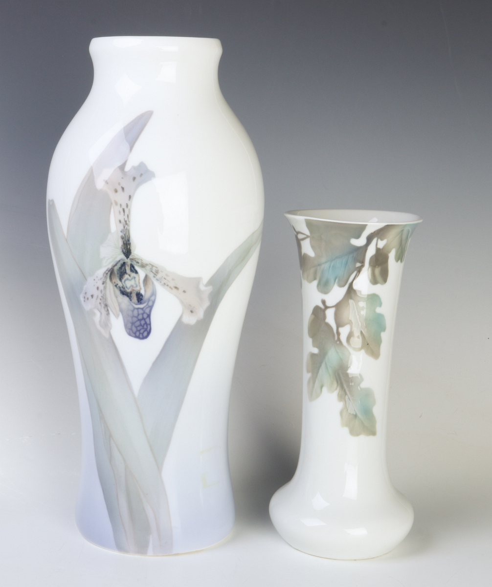 TWO WELL-EXECUTED EUROPEAN PORCELAIN VASES