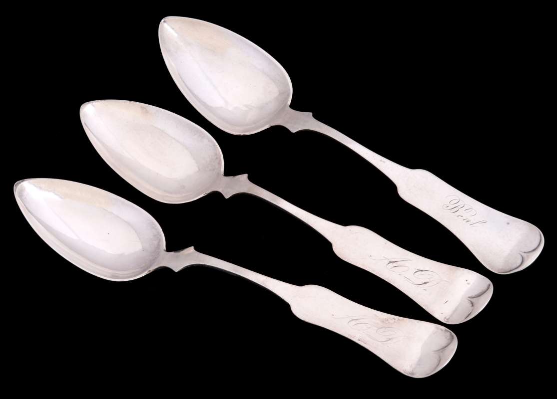THREE MISSOURI FIDDLE PATTERN COIN SILVER SPOONS