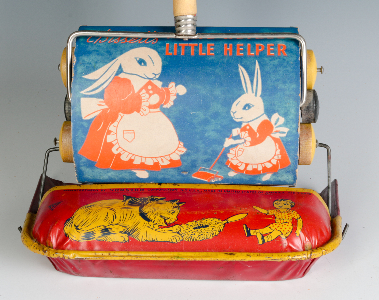 VINTAGE TIN LITHO CHILD'S SWEEPER AND DUST PAN