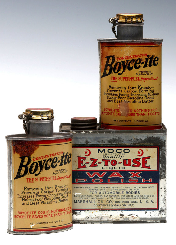 THREE VINTAGE AUTOMOBILE PRODUCT CANS