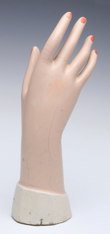 A CIRCA 1930s DEPARTMENT STORE HAND MANNEQUIN