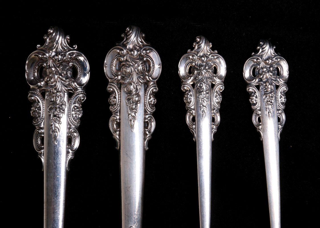 WALLACE 'GRAND BAROQUE' STERLING FLATWARE