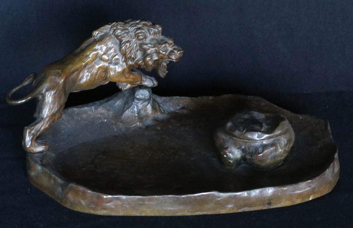 A CIRCA 1900 AUSTRIAN(?) BRONZE INKWELL WITH LION
