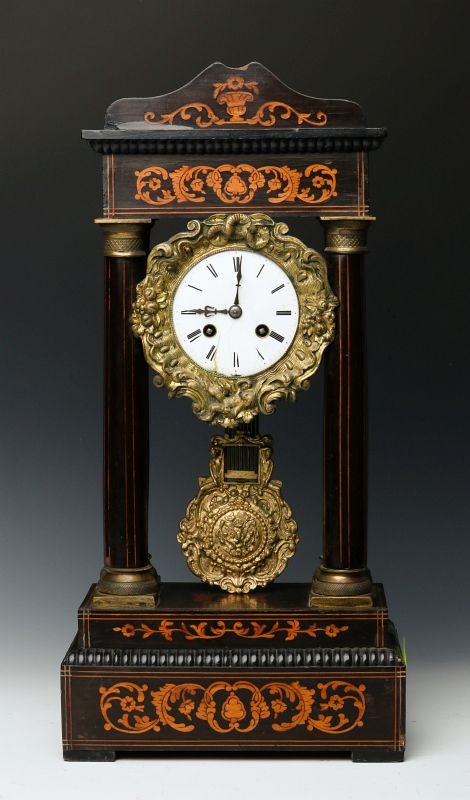 A 19TH CENTURY CONTINENTAL MARQUETRY PORTICO CLOCK
