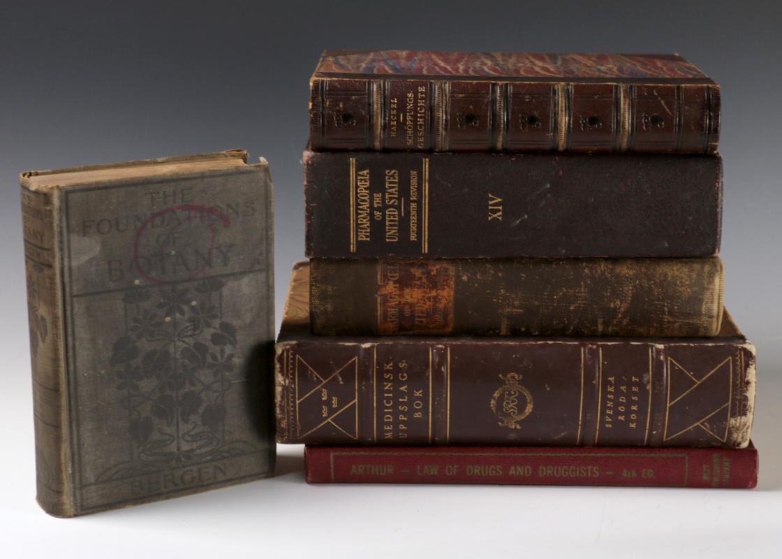 ANTIQUE MEDICAL AND PHARMACOLOGY BOOKS