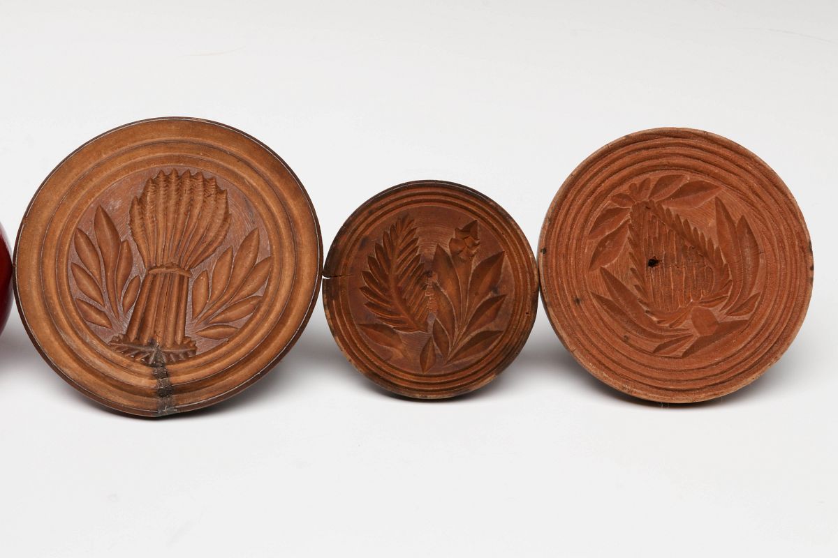 THREE 19TH C. AMERICAN CARVED WOOD BUTTER STAMPS
