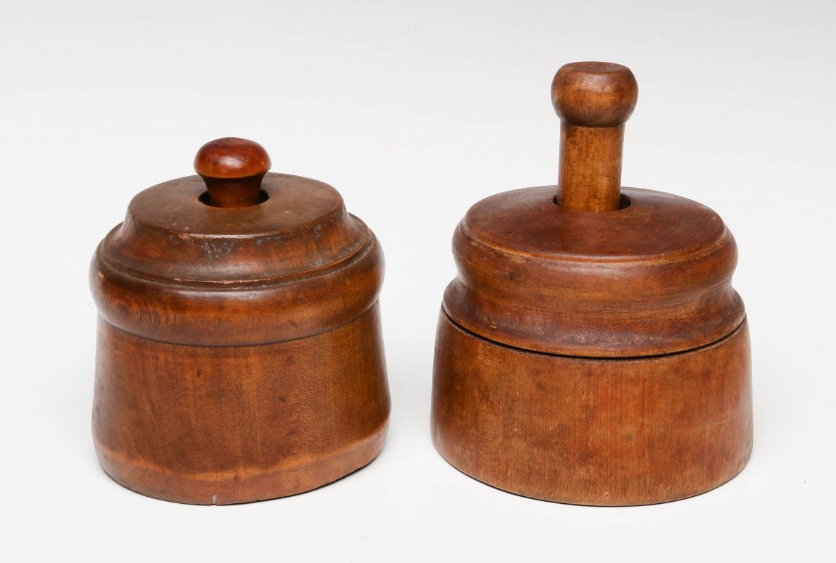 TWO 19TH CENTURY TURNED WOOD BUTTER MOLDS