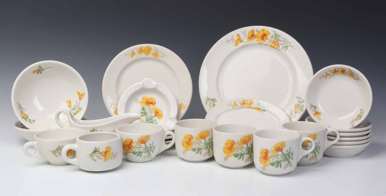 'CALIFORNIA POPPY' PATTERN DINING CAR CHINA