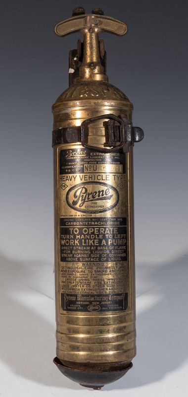 A 1940s BRASS FIRE EXTINGUISHER MARKED AT&SF RY
