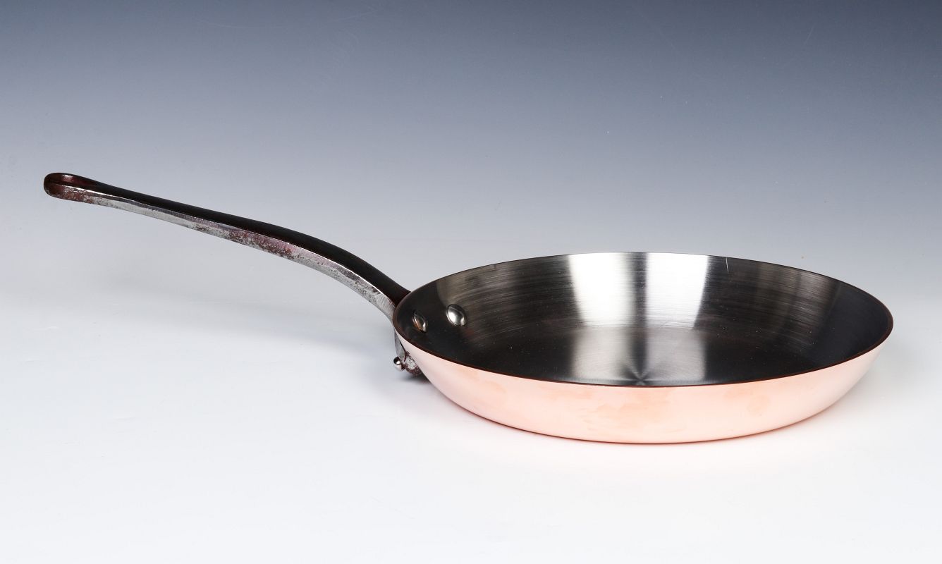 MAUVIEL M'HERITAGE FRENCH COPPER SKILLET