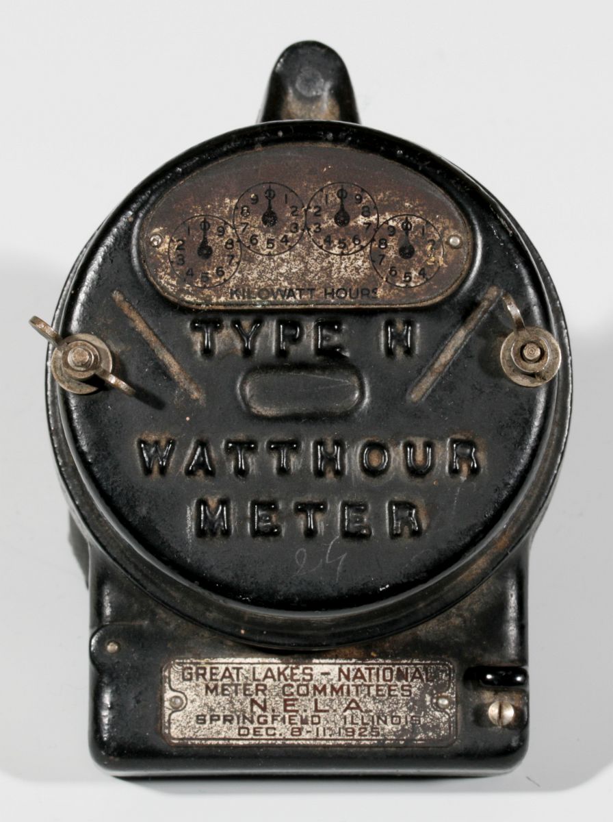 A RARE CAST IRON TYPE N WATTHOUR METER CIRCA 1925