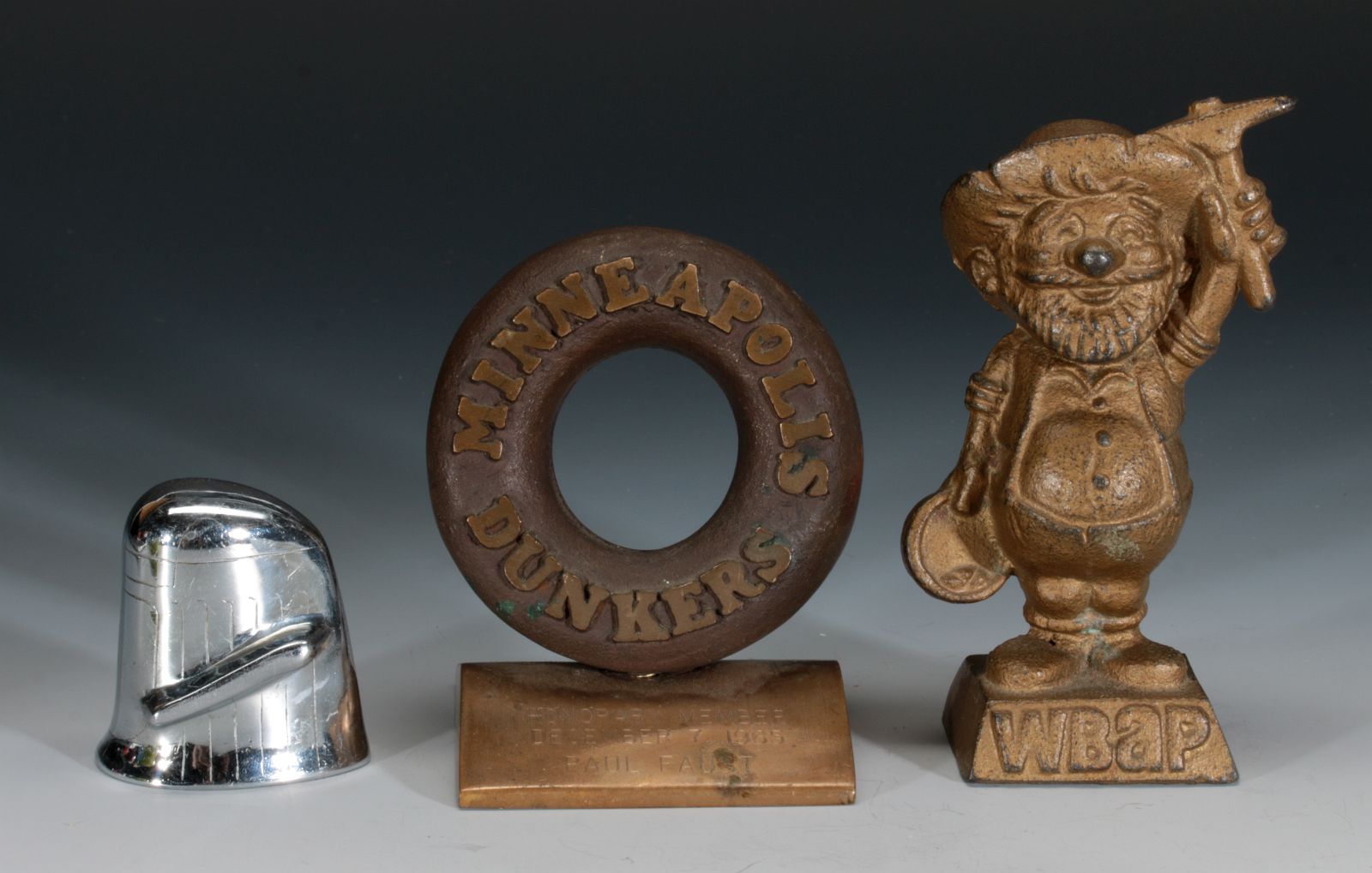 A COLLECTION OF COOL VINTAGE ADVERTISING PAPERWEIGHTS