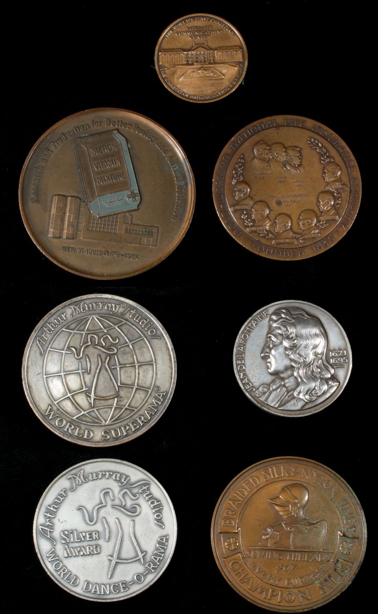 A COLLECTION OF EARLY TO MID 20TH C, TABLE MEDALS
