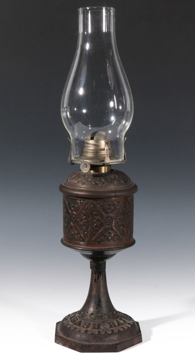 A GOOD 19TH C. WABASH RR OIL LAMP W/CAST IRON BASE