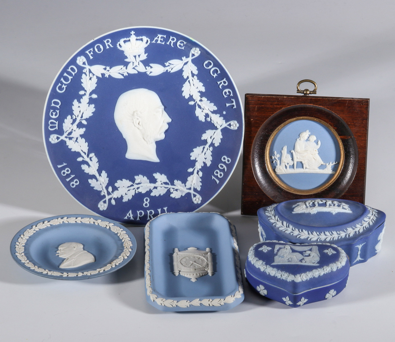 A COLLECTION OF WEDGWOOD JASPER WARE ARTICLES