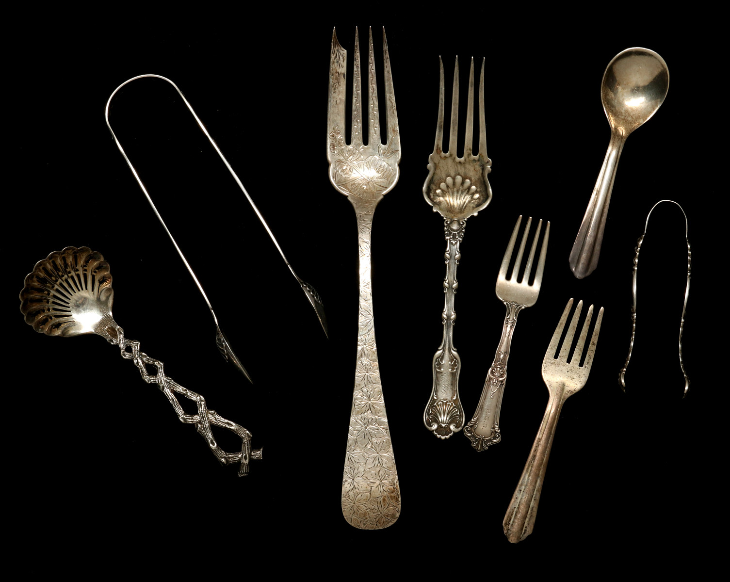 AN ESTATE COLLECTION OF STERLING SERVING PIECES