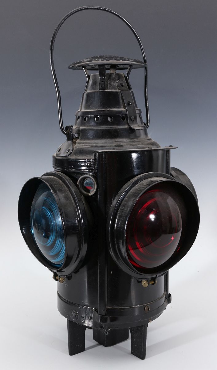 A DRESSEL FOUR-WAY RAILROAD SWITCHING SIGNAL LAMP