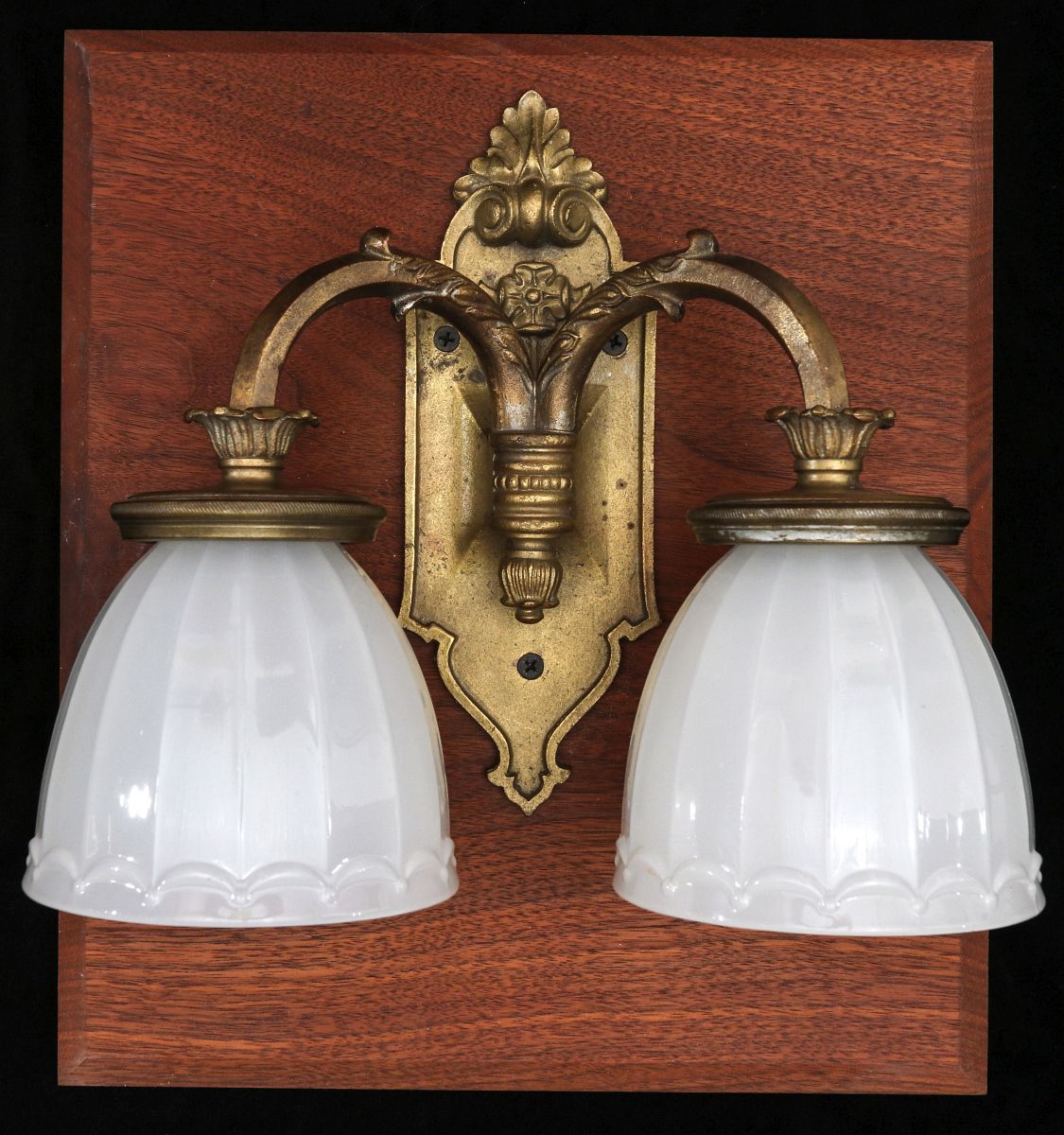 A PULLMAN CO. TWO-LIGHT RAILCAR SIDE LAMP