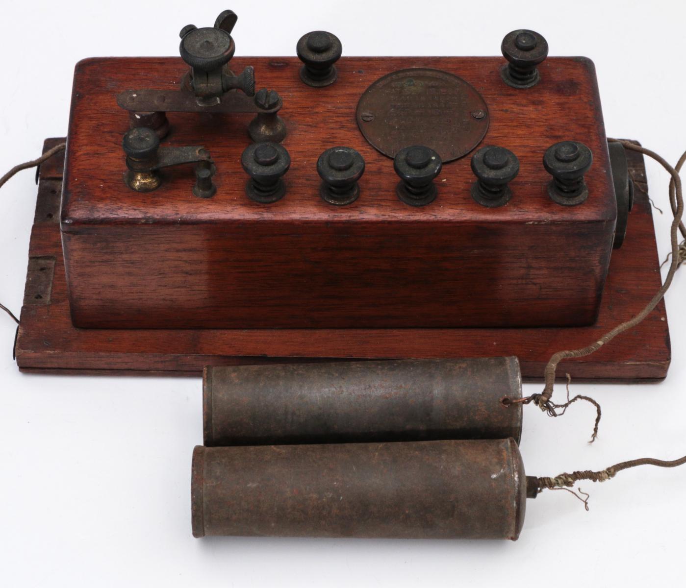 A DR. JEROME KIDDER ELECTRO THERAPY DEVICE, 1876