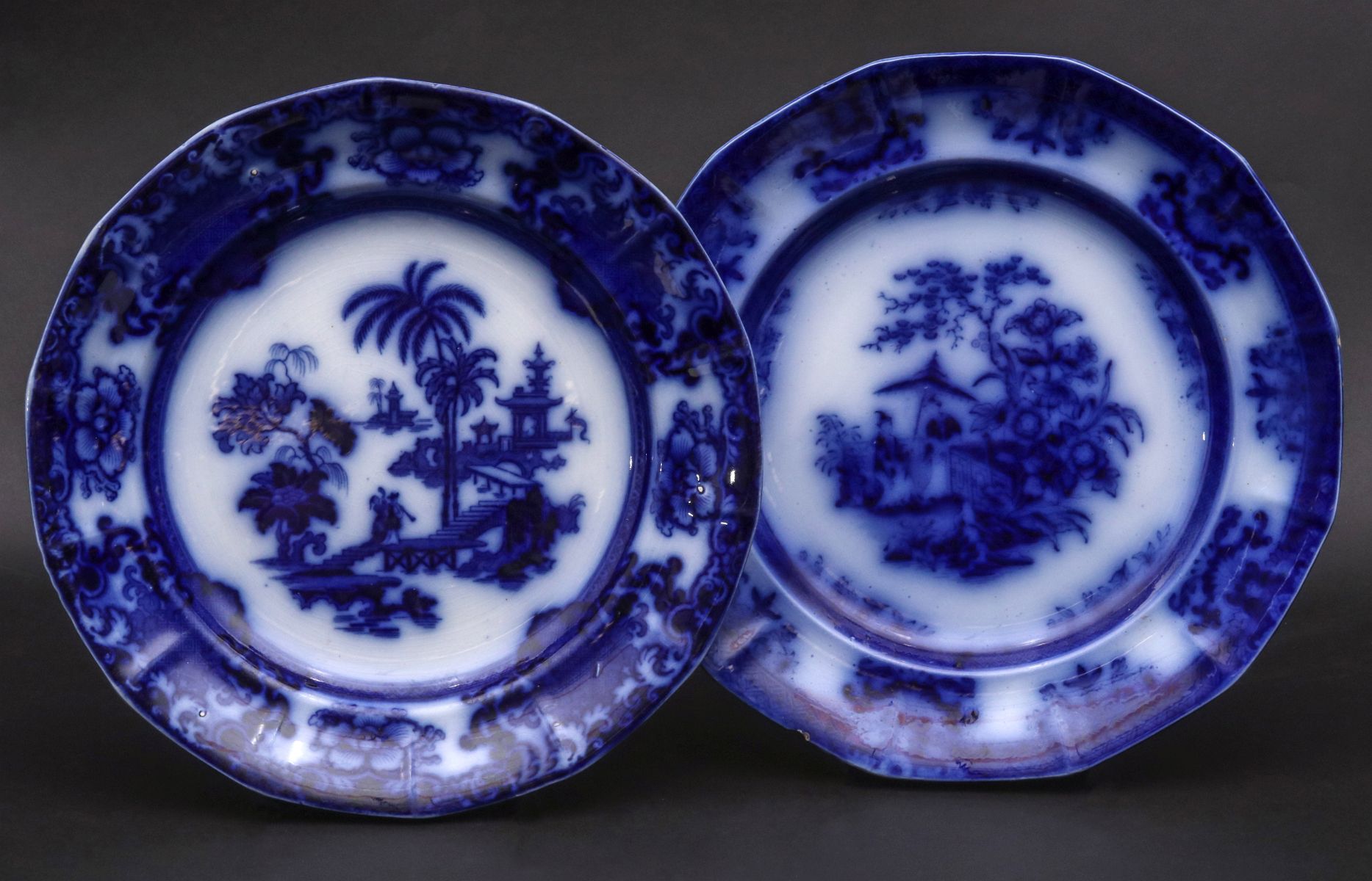 FLOW BLUE PLATES IN AMOY AND SHAPOO PATTERNS