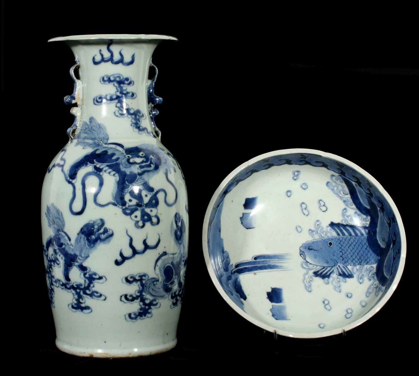 ANTIQUE CHINESE BLUE AND WHITE VASE AND BASIN