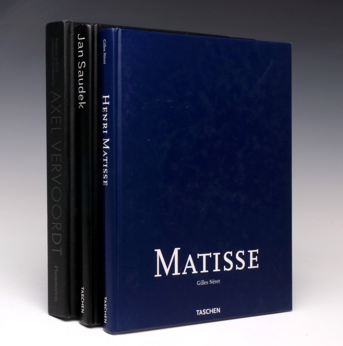 A COLLECTION OF ARTIST CATALOG BOOKS