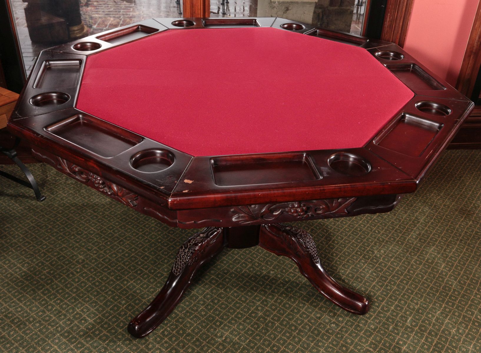 A LATE 20TH CENTURY MAHOGANY POKER TABLE & CHAIRS