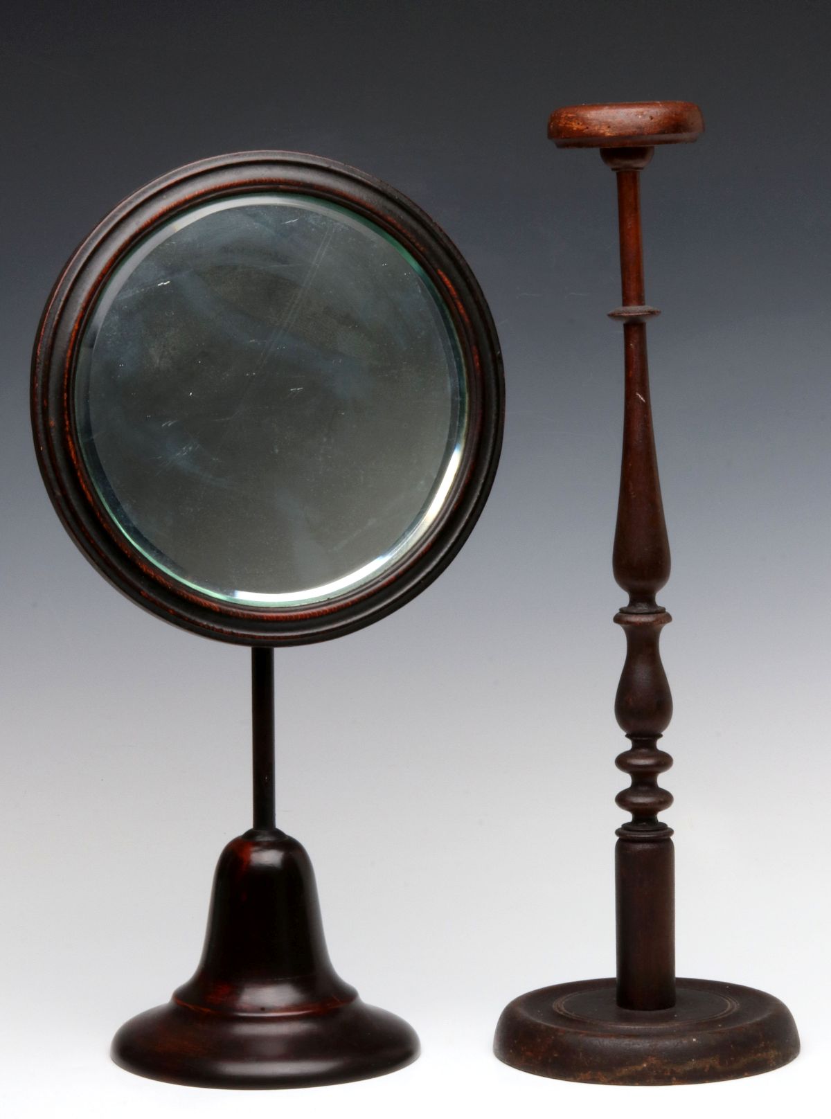 CIRCA 1900 COUNTER-TOP MIRROR AND HAT STAND