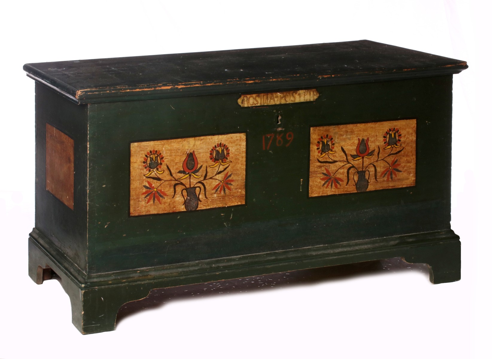 A 19TH CENT AMERICAN PAINTED CHIPPENDALE BLANKET CHEST