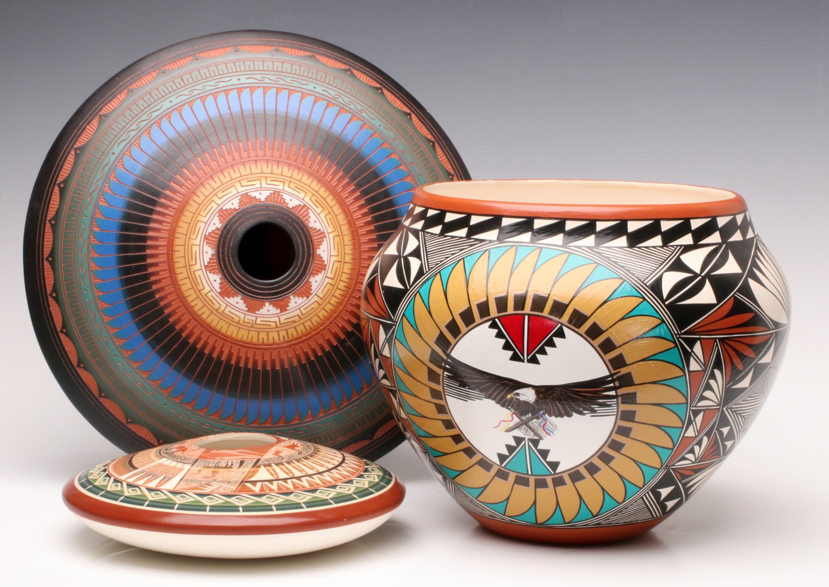 A COLLECTION OF ARTIST SIGNED NATIVE AMERICAN POTTERY