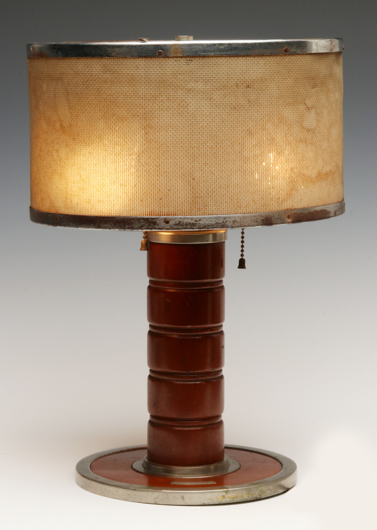 A PULLMAN TABLE LAMP ATTRIBUTED TO THE MARYLAND CLUB