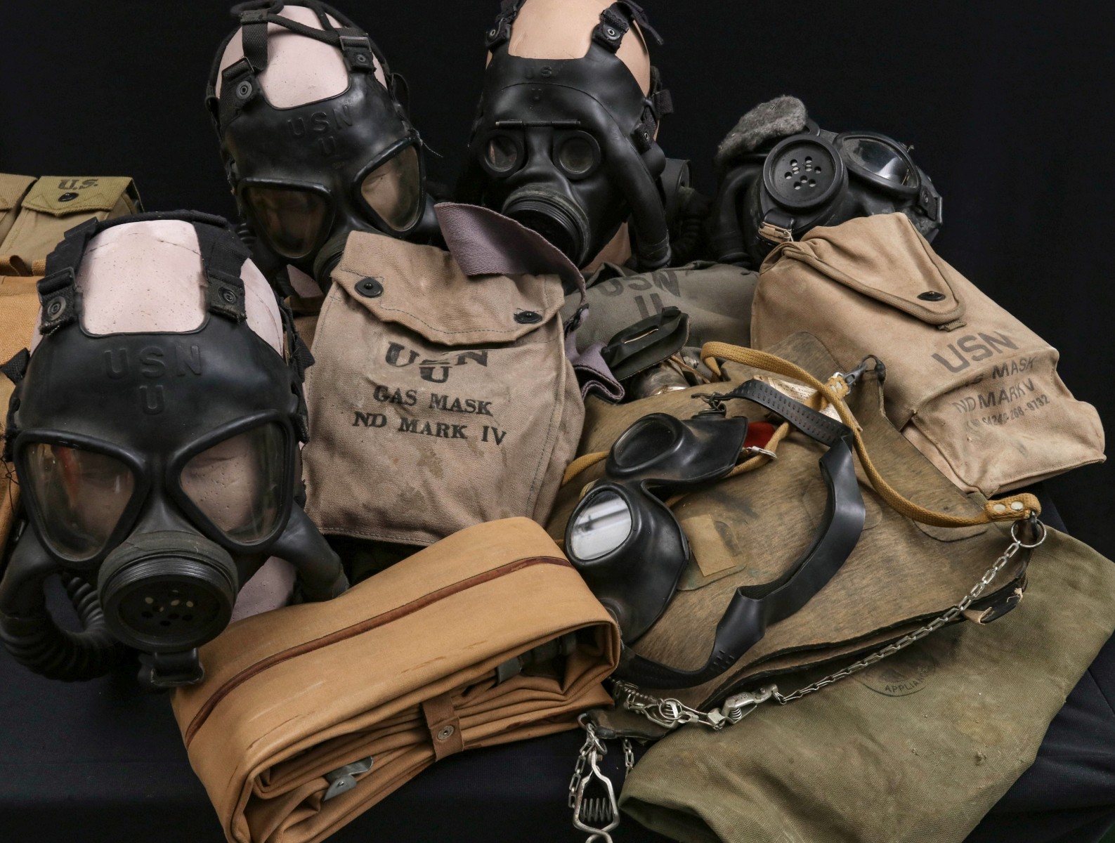 VERY RARE GAS MASKS INVASION BELT AND REBREATHER GROUP