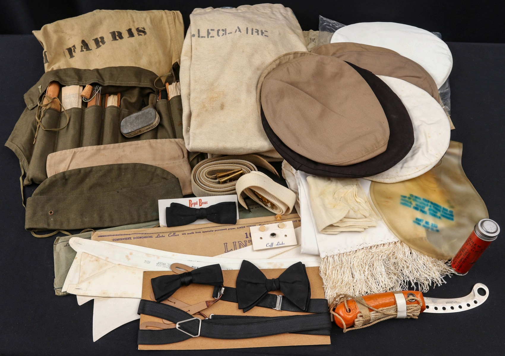 ASSORTED US WWII NAVY ITEMS INCLUDING SURVIVAL FLARE