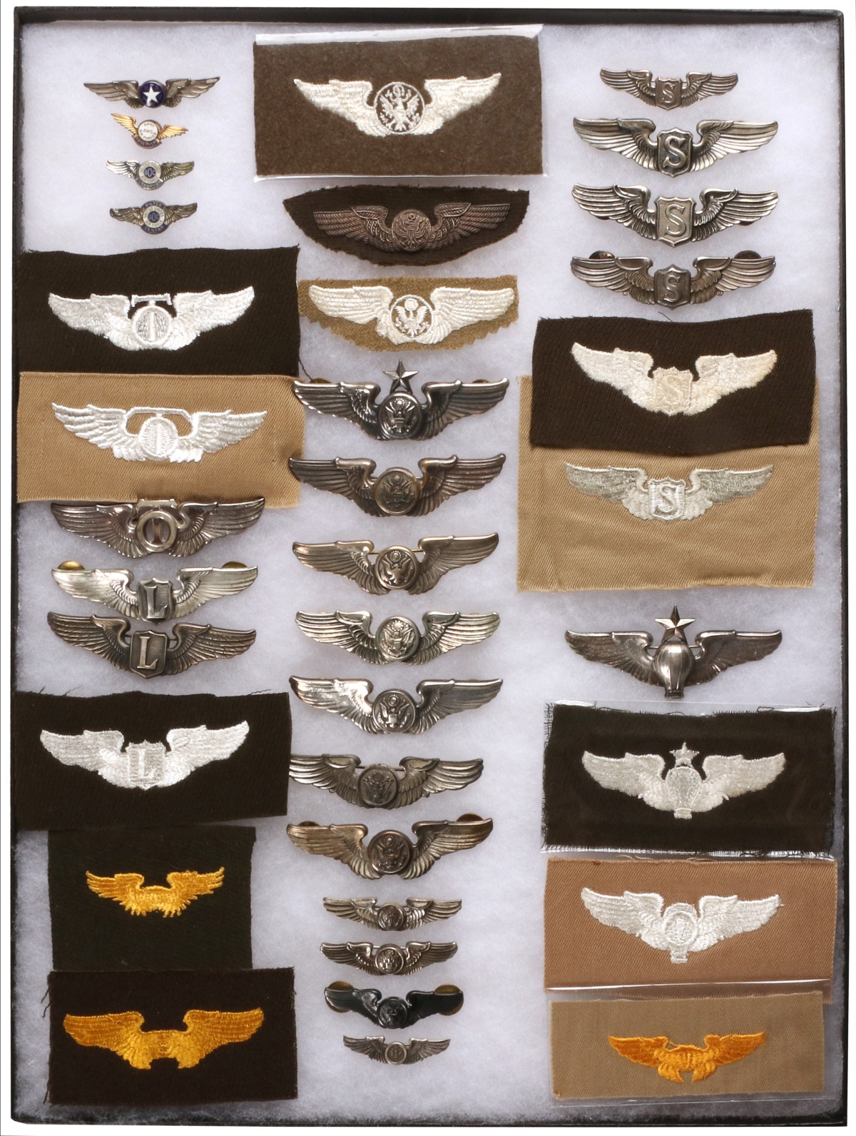 A VALUABLE COLLECTION OF 36 WWII AVIATOR'S WINGS