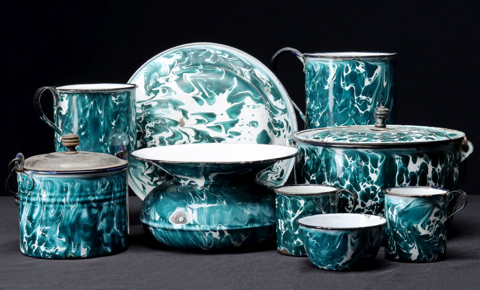 A NICE COLLECTION OF CHRYSOLITE GREEN GRANITEWARE