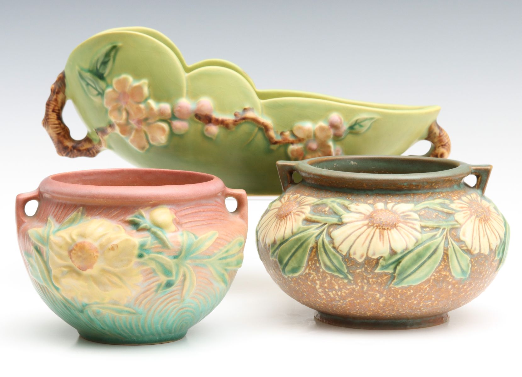 ROSEVILLE ART POTTERY JARDINIERES AND CONSOLE BOWL