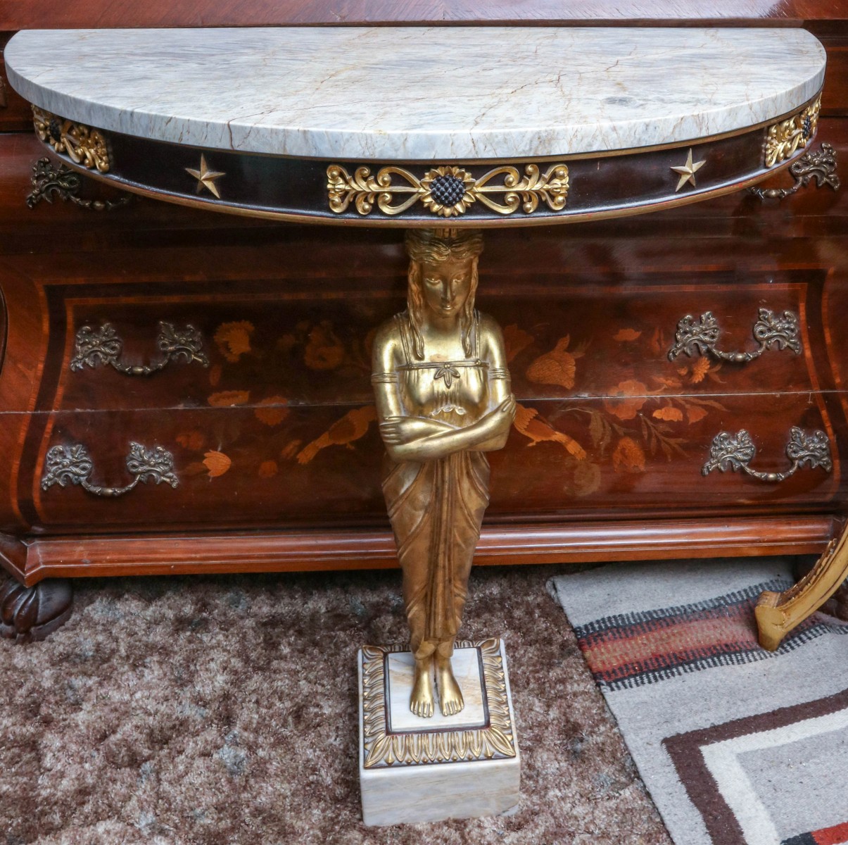 A LATE 20TH CENTURY EGYPTIAN REVIVAL REPRODUCTION TABLE