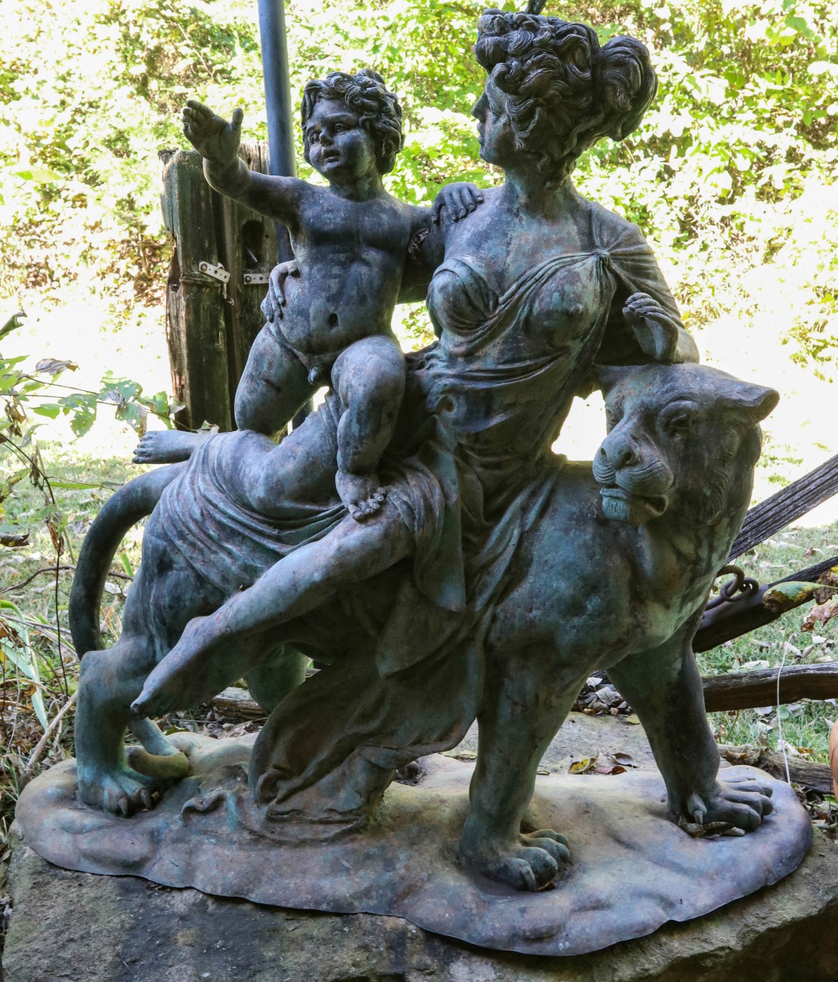A NEAR LIFE-SIZED OUTDOOR BRONZE AFTER CLASSICAL STATUE