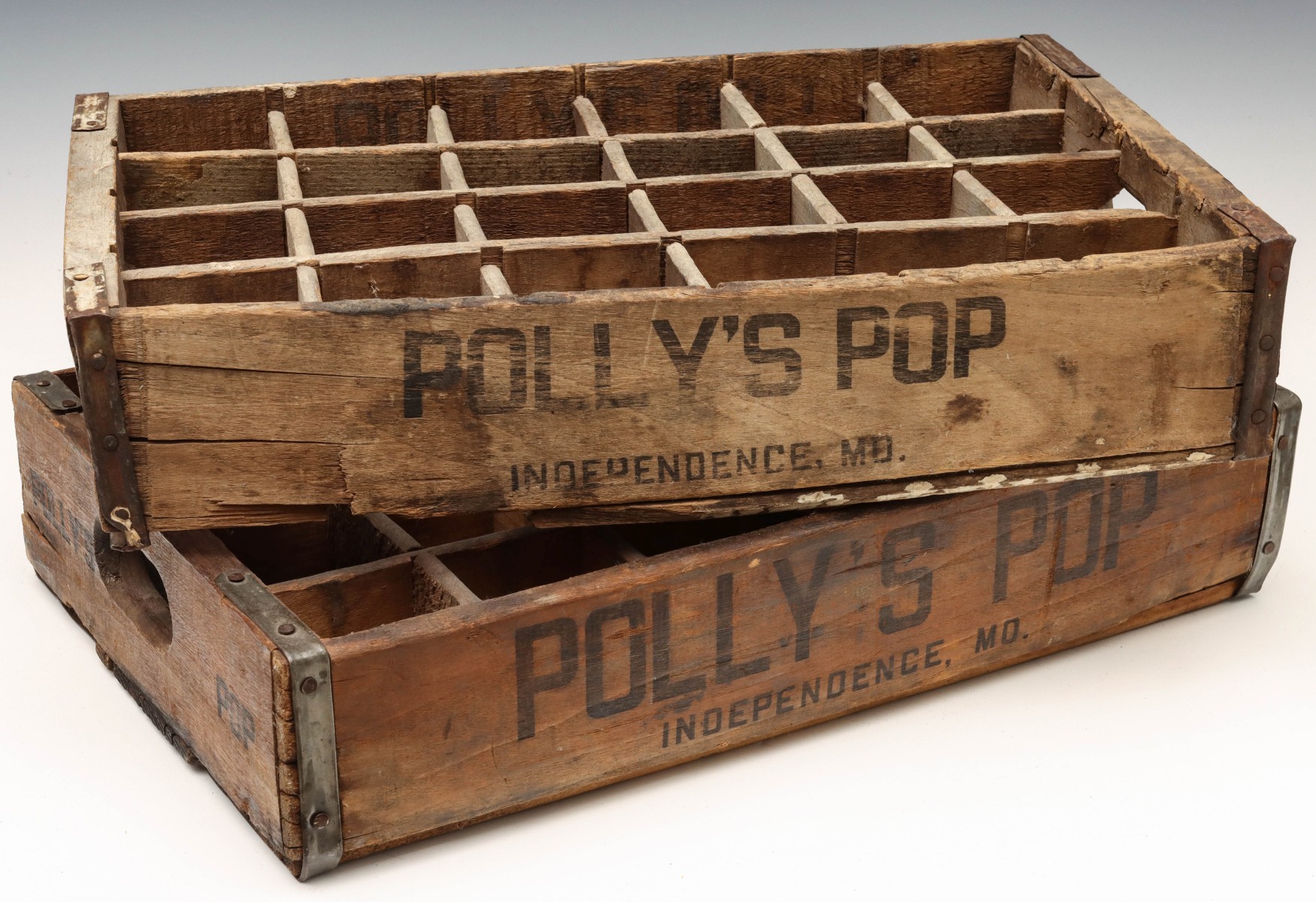 TWO POLLY'S POP 24 BOTTLE ADVERTISING CRATES