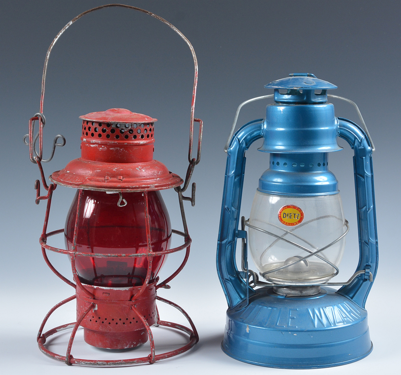 AN ADLAKE RELIABLE RR LANTERN FOR SOUTHERN PACIFIC