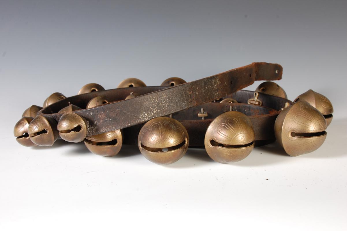 ANTIQUE STRAND OF LARGE SLEIGH BELLS