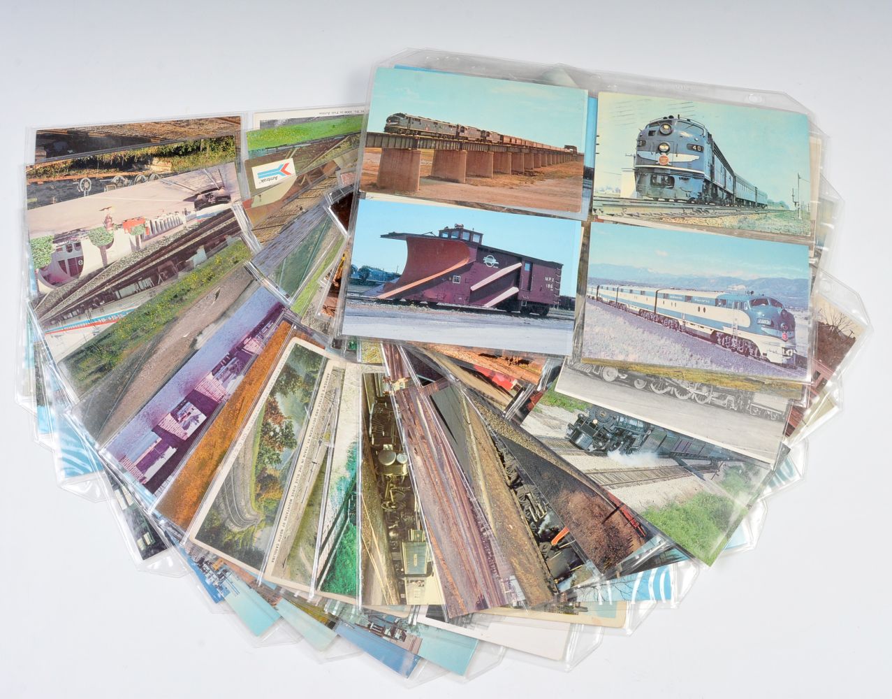 MORE THAN 200 RAILROAD POSTCARDS, MID TO LATE 20TH CENT