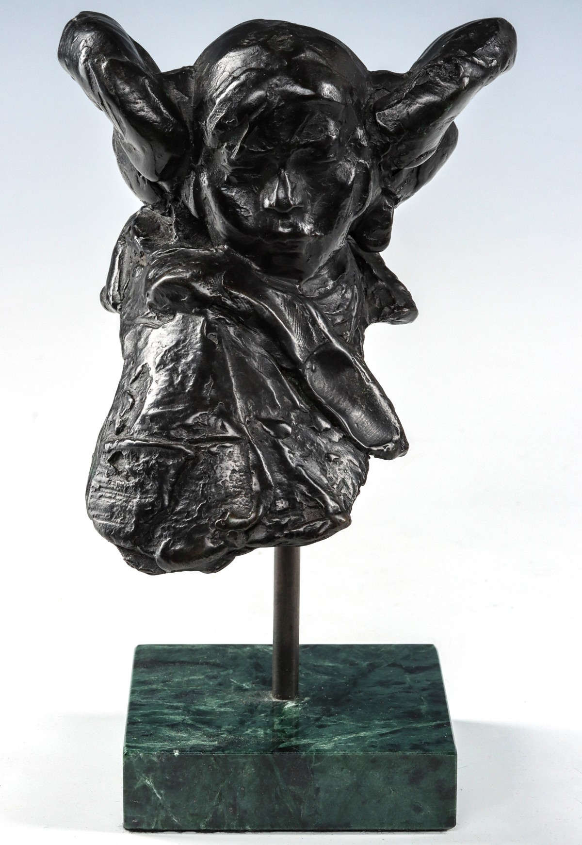 GEORGE CARLSON (BORN 1940) BRONZE SCULPTURE