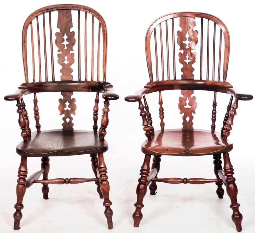 AN UNMATCHED PAIR OF 19TH C. ENGLISH WINDSOR CHAIRS